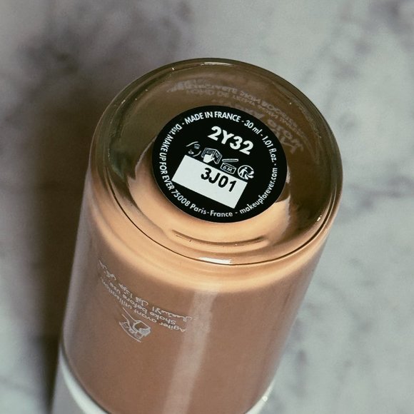 Make Up For Ever HD Skin Hydra Glow | 2Y32 (Warm Caramel) | NEW MAKEUP - Picture 3 of 4